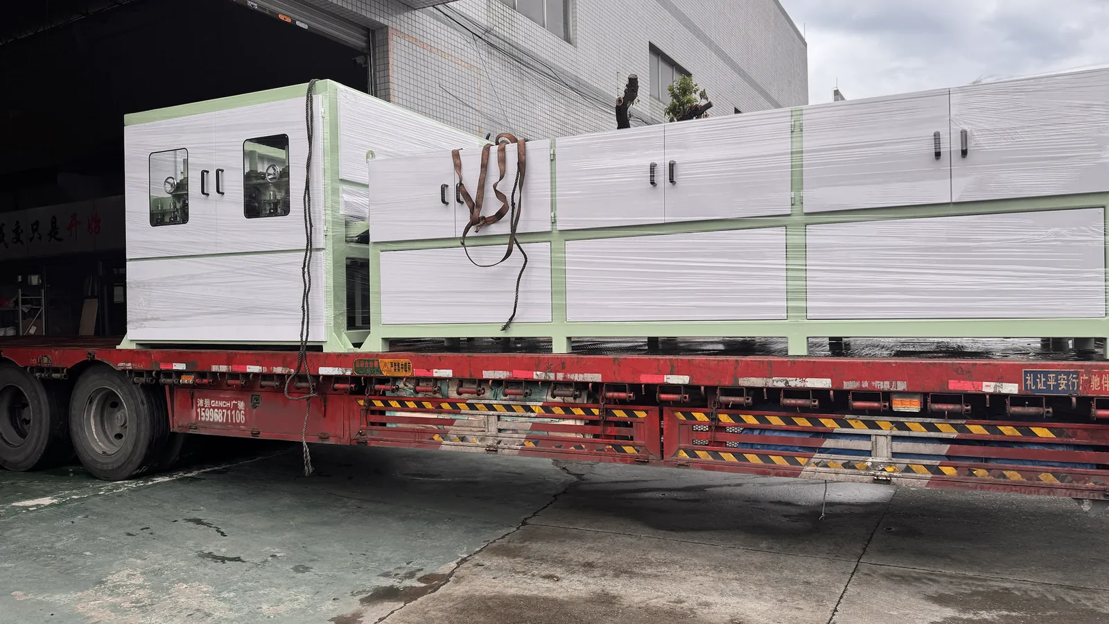 1600 type sheet to sheet polishing and grinding machine loading in Foshan